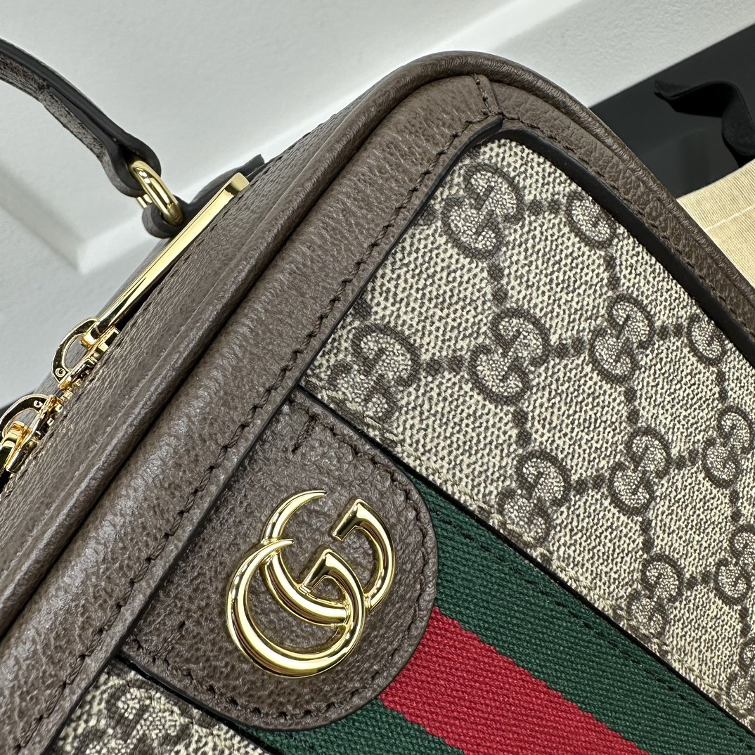 Gucci Satchel Bags